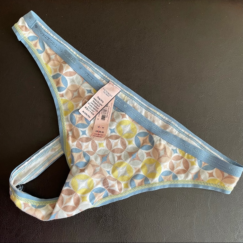 NWT Victoria’s Secret Thong